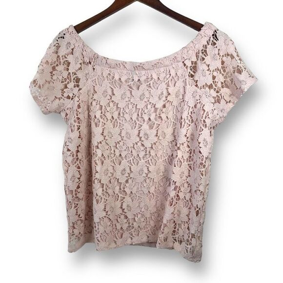 Skye's The Limit Women's Size M Allover Crocheted Lace Tee Beige Cream Coquette - Picture 2 of 8